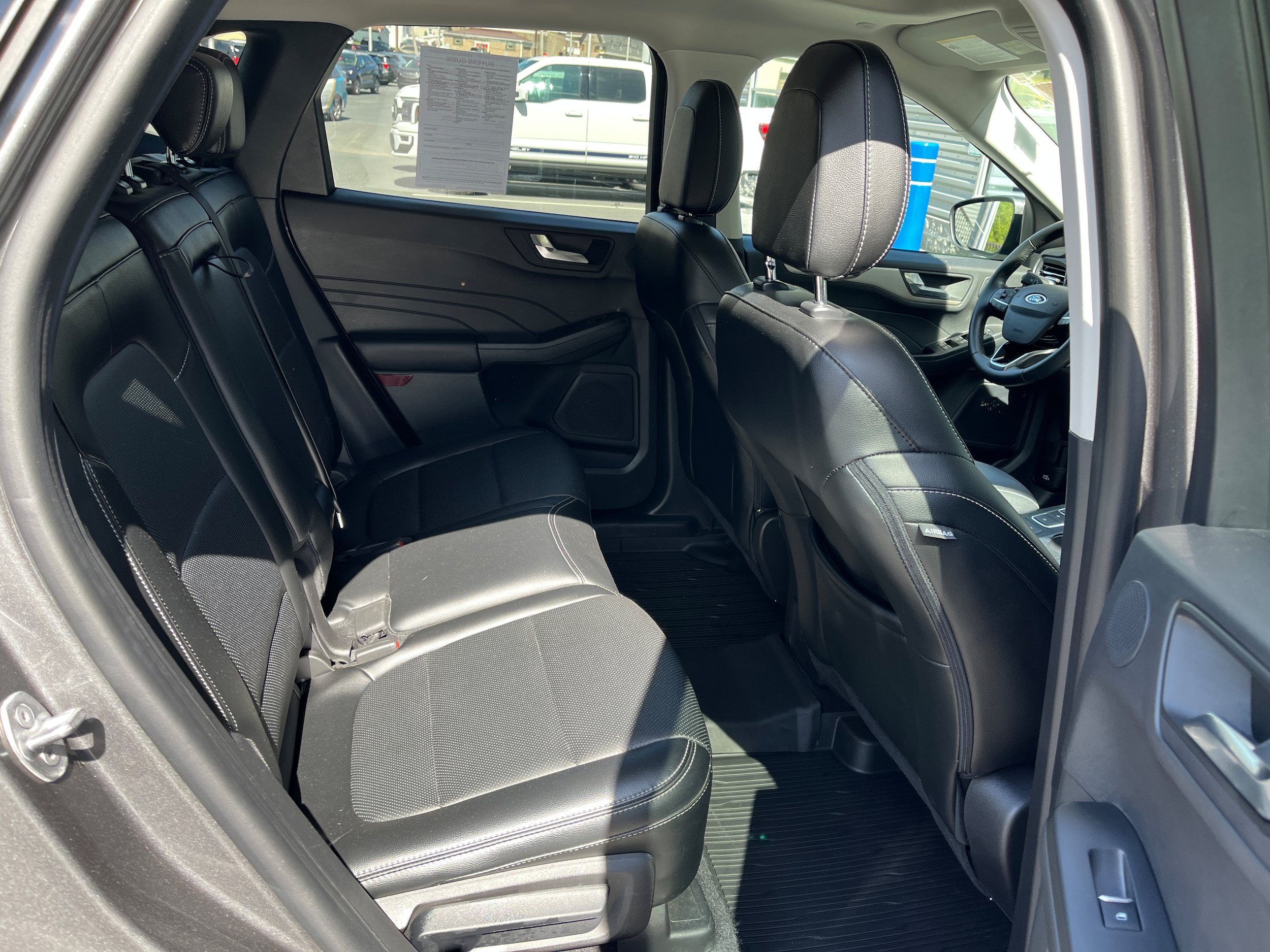 Certified 2022 Ford Escape SEL w/ Technology Package FWD image 6