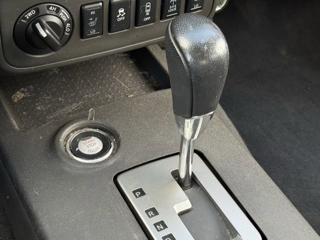 Used 2020 Nissan Frontier PRO-4X w/ Pro-4x Utility Package image 19