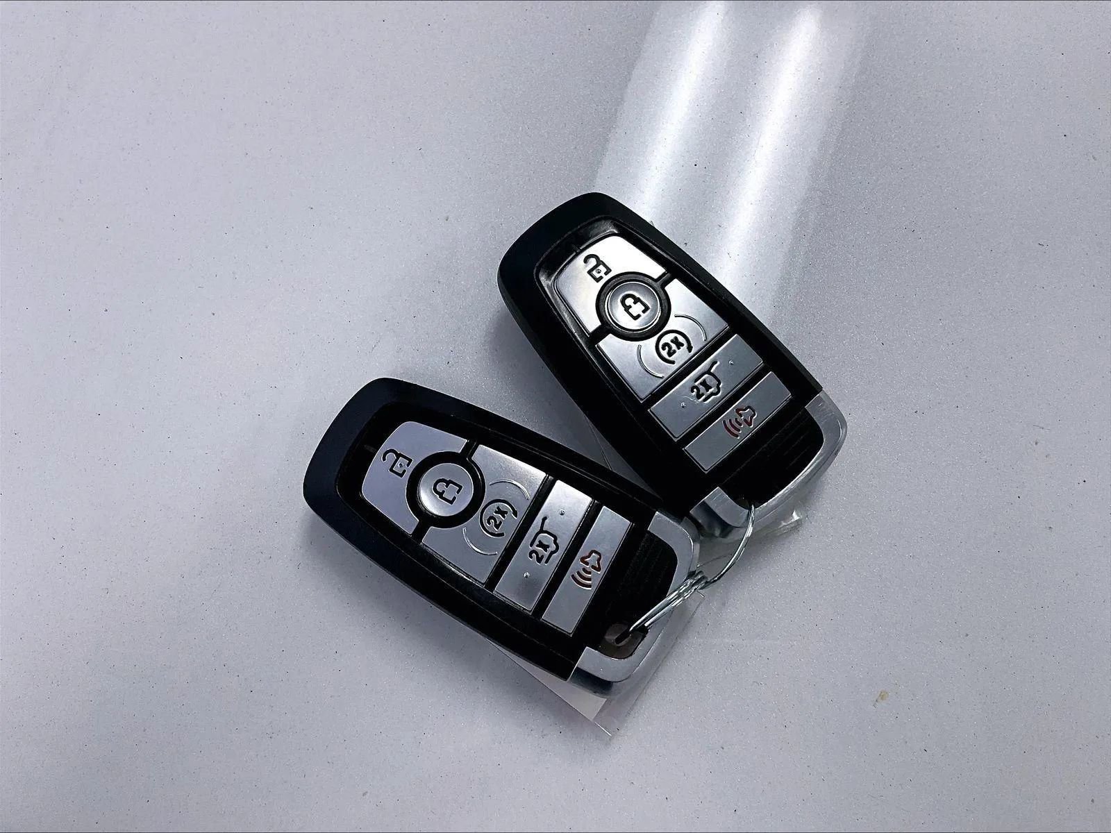 Certified 2020 Ford Explorer XLT w/ Equipment Group 202A image 9