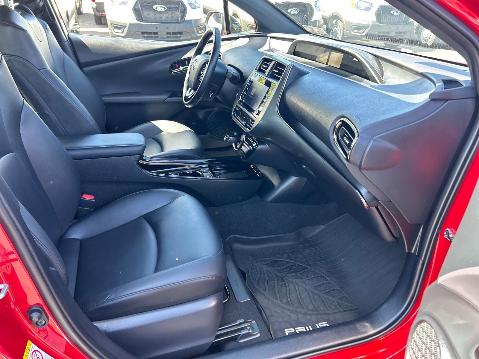 Used 2021 Toyota Prius FWD image 17