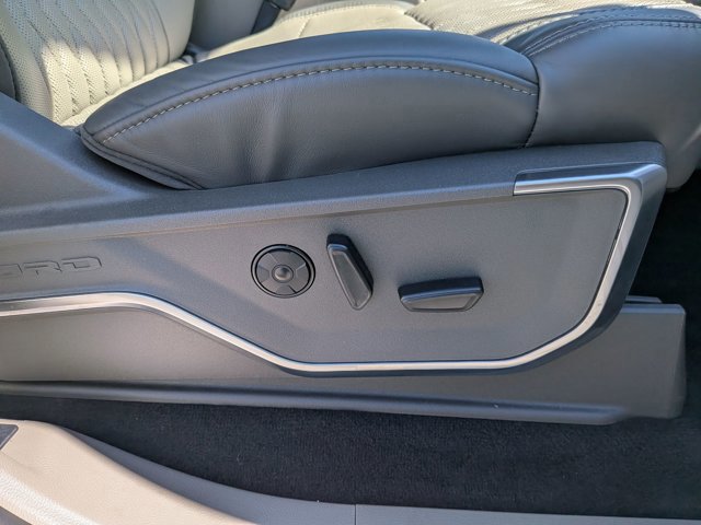 Certified 2026 Ford F450 Platinum w/ Platinum Plus Package image 38