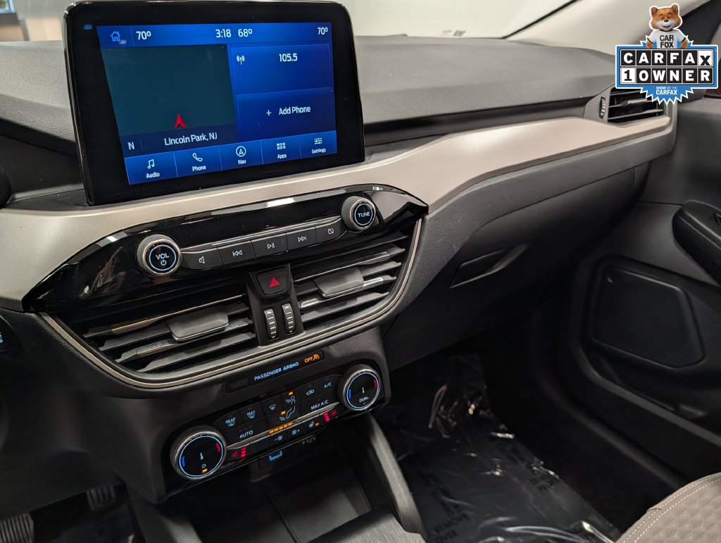 Certified 2022 Ford Escape SE w/ SE Sport Appearance Package AWD/4WD image 11