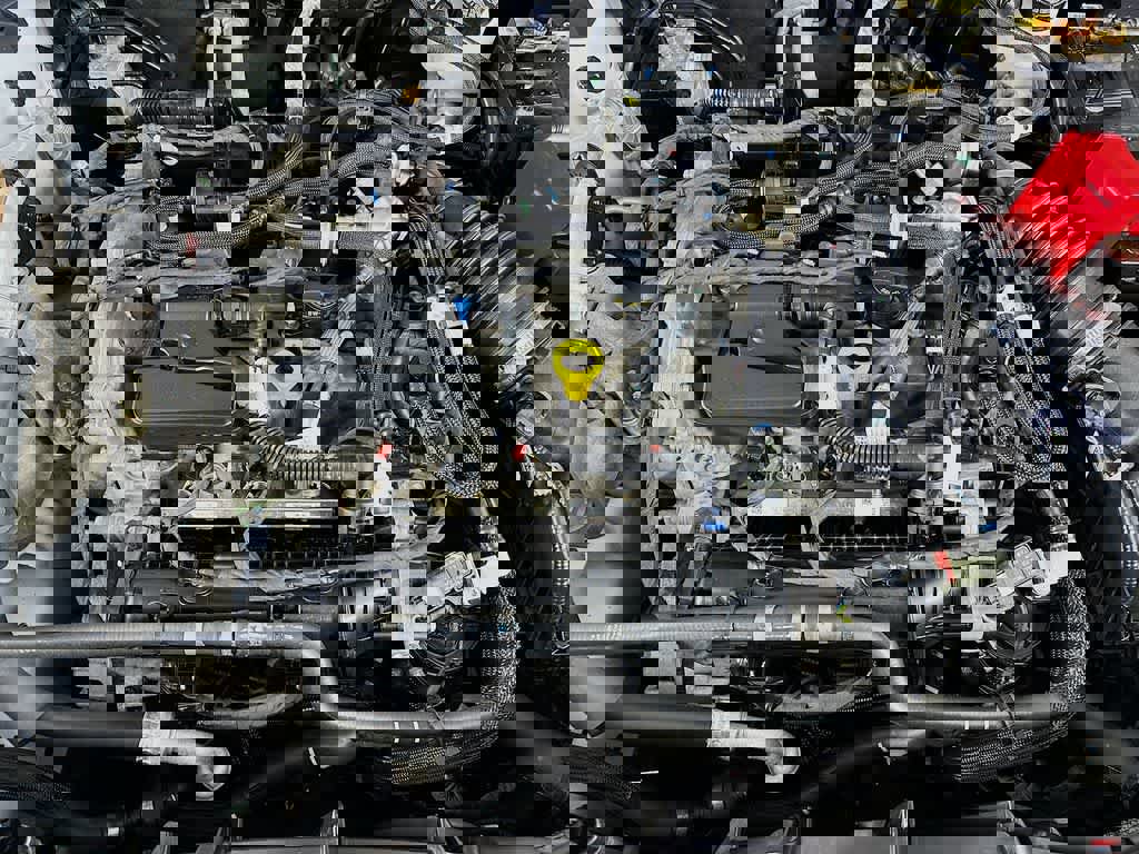 Certified 2022 Ford Escape SE w/ Cold Weather Package image 11