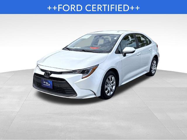 Used 2025 Toyota Corolla LE FWD image 1