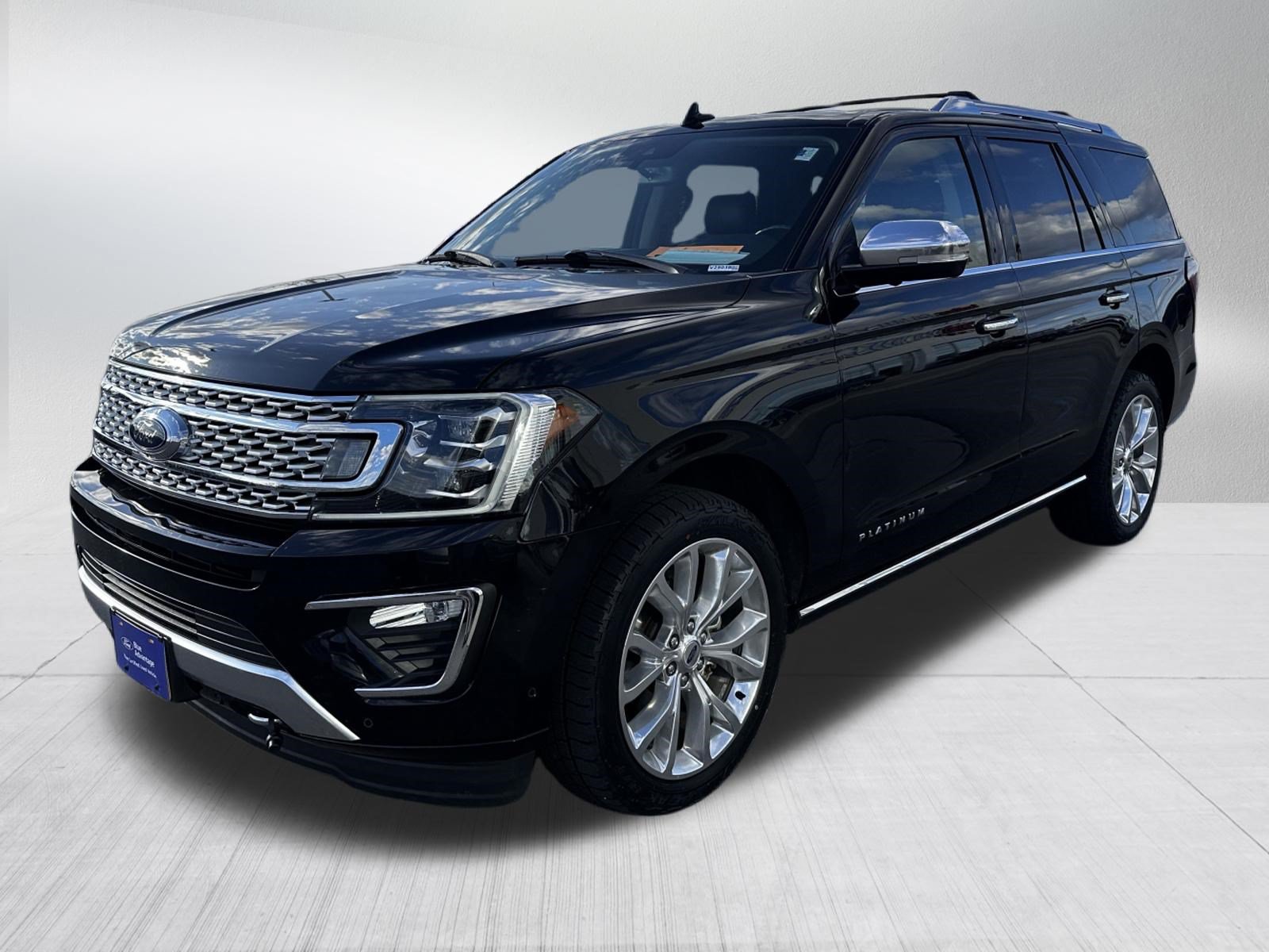 Certified 2019 Ford Expedition Platinum AWD/4WD image 3