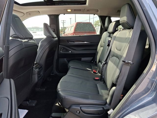 Used 2022 INFINITI QX60 Sensory w/ Vision Package AWD/4WD image 10