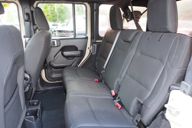 Used 2022 Jeep Wrangler Unlimited Sport AWD/4WD image 18