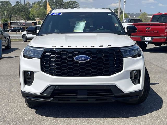 Certified 2025 Ford Explorer ST-Line w/ Premium Package RWD image 5