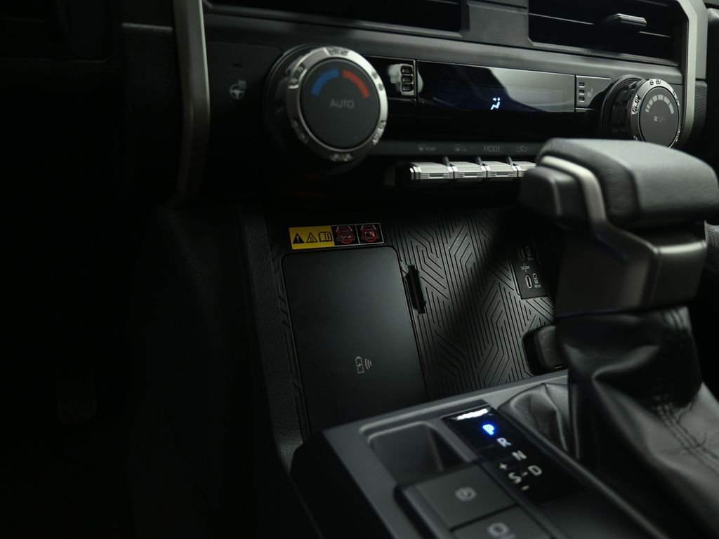 Used 2024 Toyota Tacoma SR5 image 18