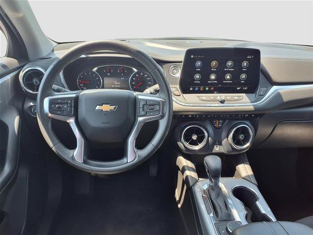 Used 2024 Chevrolet Blazer LT FWD image 5