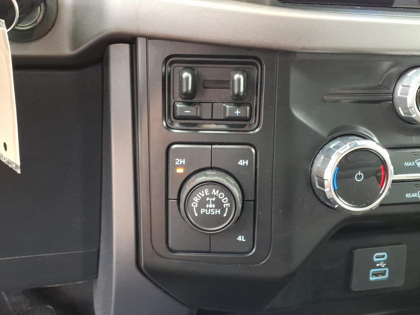 Certified 2024 Ford F150 XLT w/ FX4 Off-Road Package AWD/4WD image 20