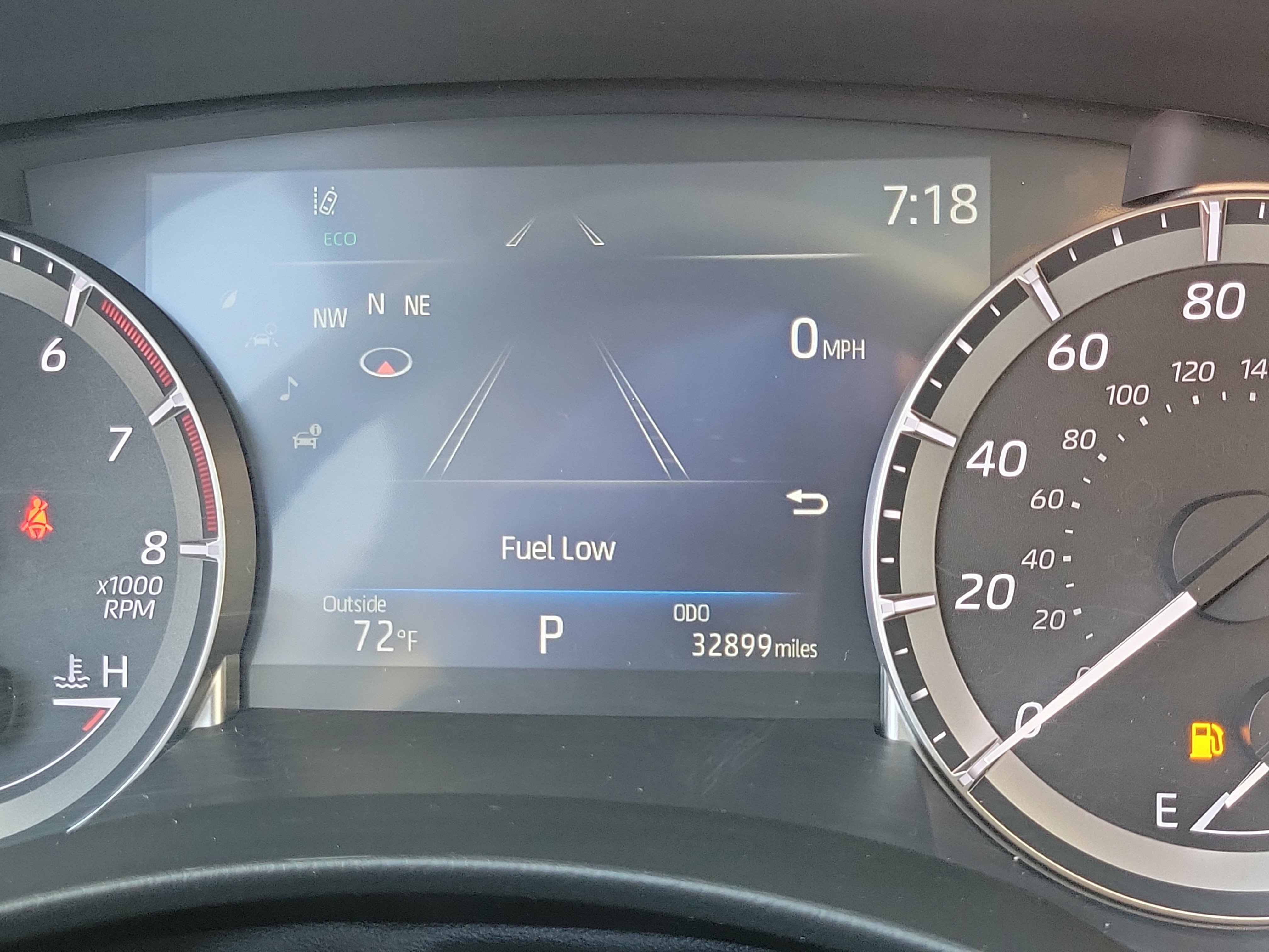 Used 2023 Toyota Highlander XLE FWD image 6