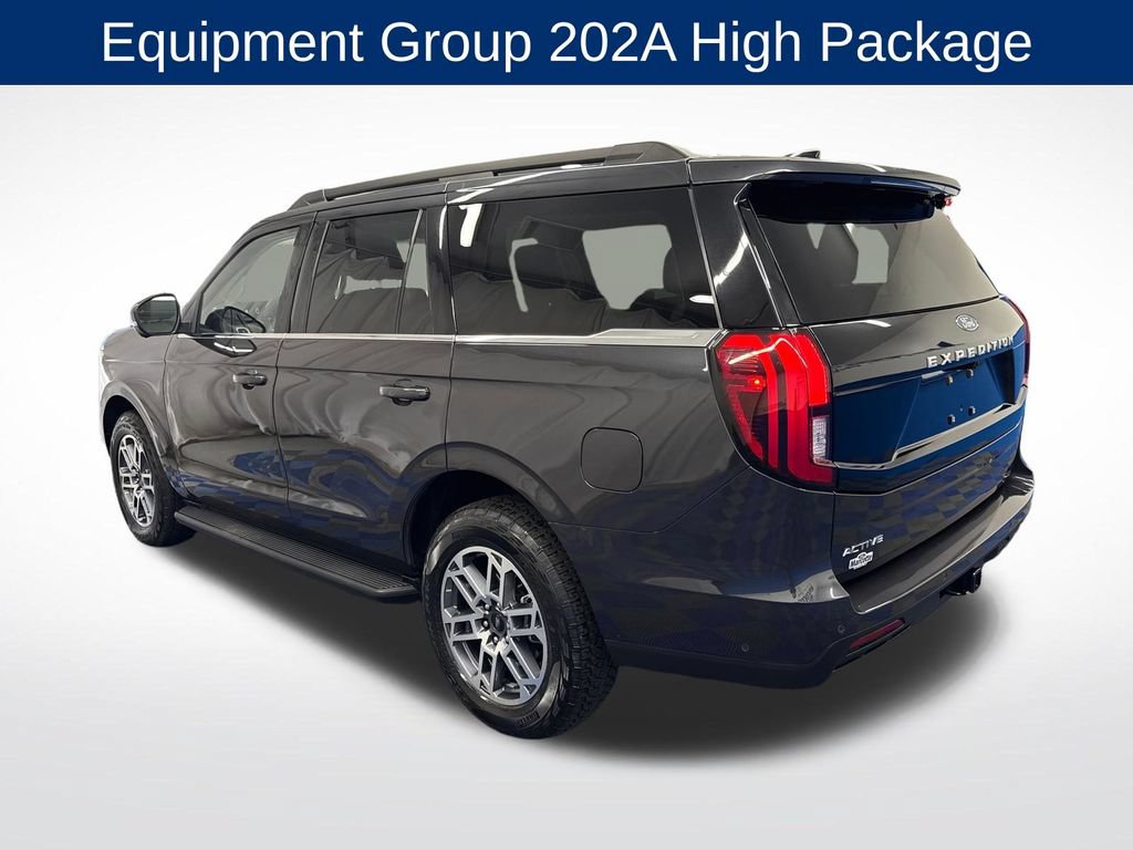 Certified 2025 Ford Expedition Active AWD/4WD video 3