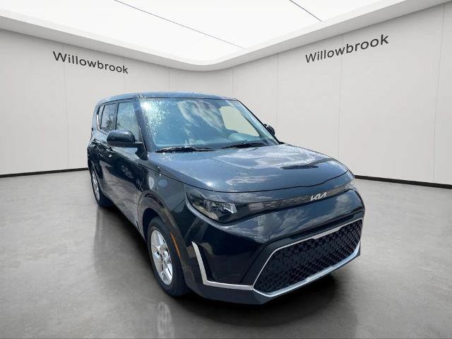 Used 2025 Kia Soul LX w/ LX Technology Package FWD image 7