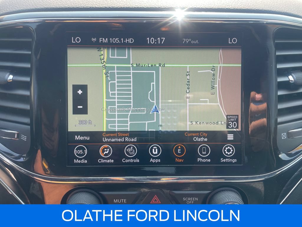 Used 2022 Jeep Grand Cherokee Limited w/ Trailer Tow Group IV AWD/4WD image 16