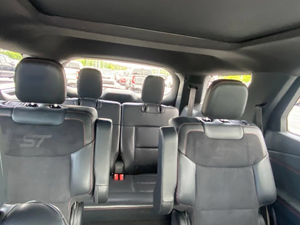 Certified 2025 Ford Explorer ST w/ Sun And Sound Package AWD/4WD image 29