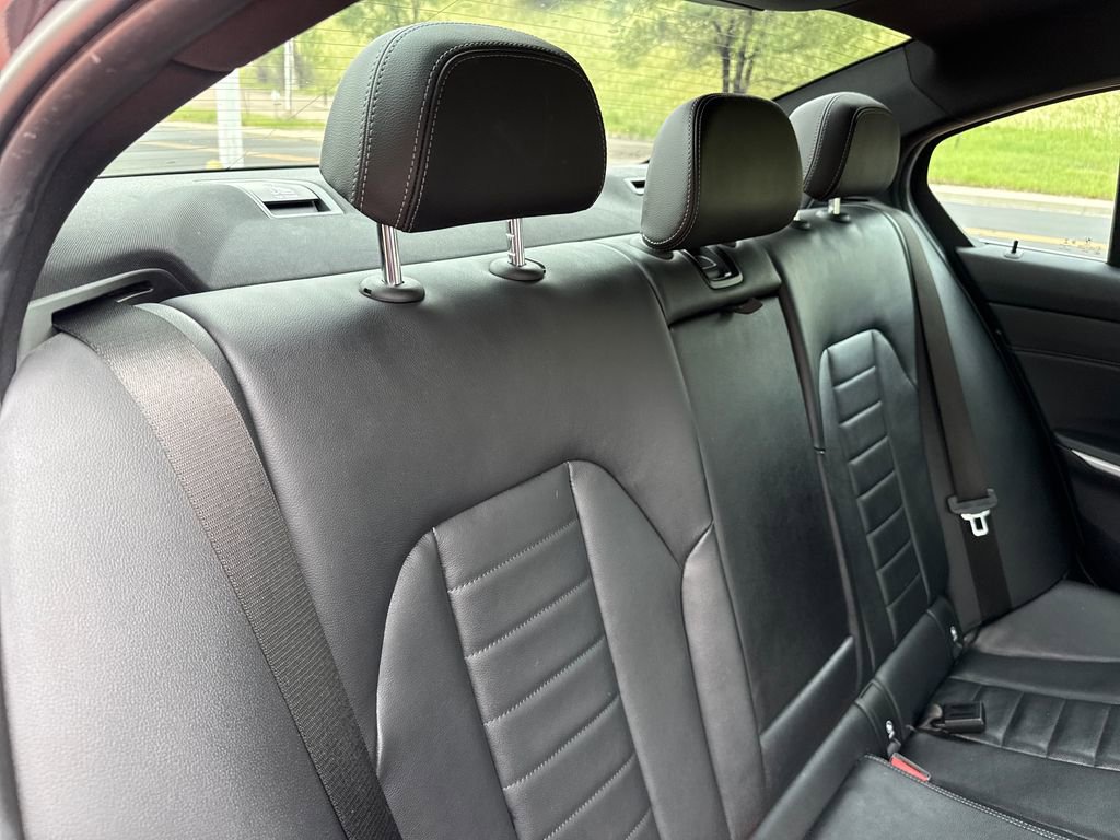 Used 2019 BMW 330i xDrive Sedan w/ Premium Package AWD/4WD image 24