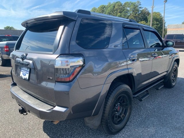 Used 2019 Toyota 4Runner SR5 Premium image 4