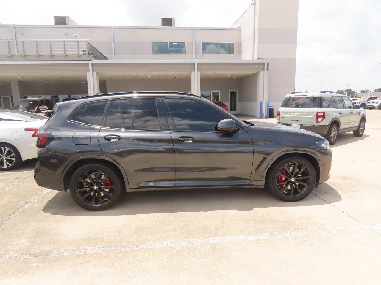 Used 2023 BMW X3 sDrive30i w/ M Sport Package RWD image 10