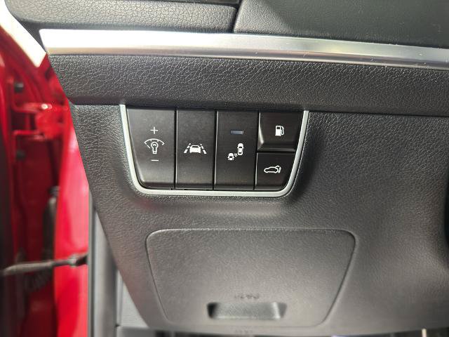 Used 2018 Kia Stinger GT2 AWD/4WD image 12