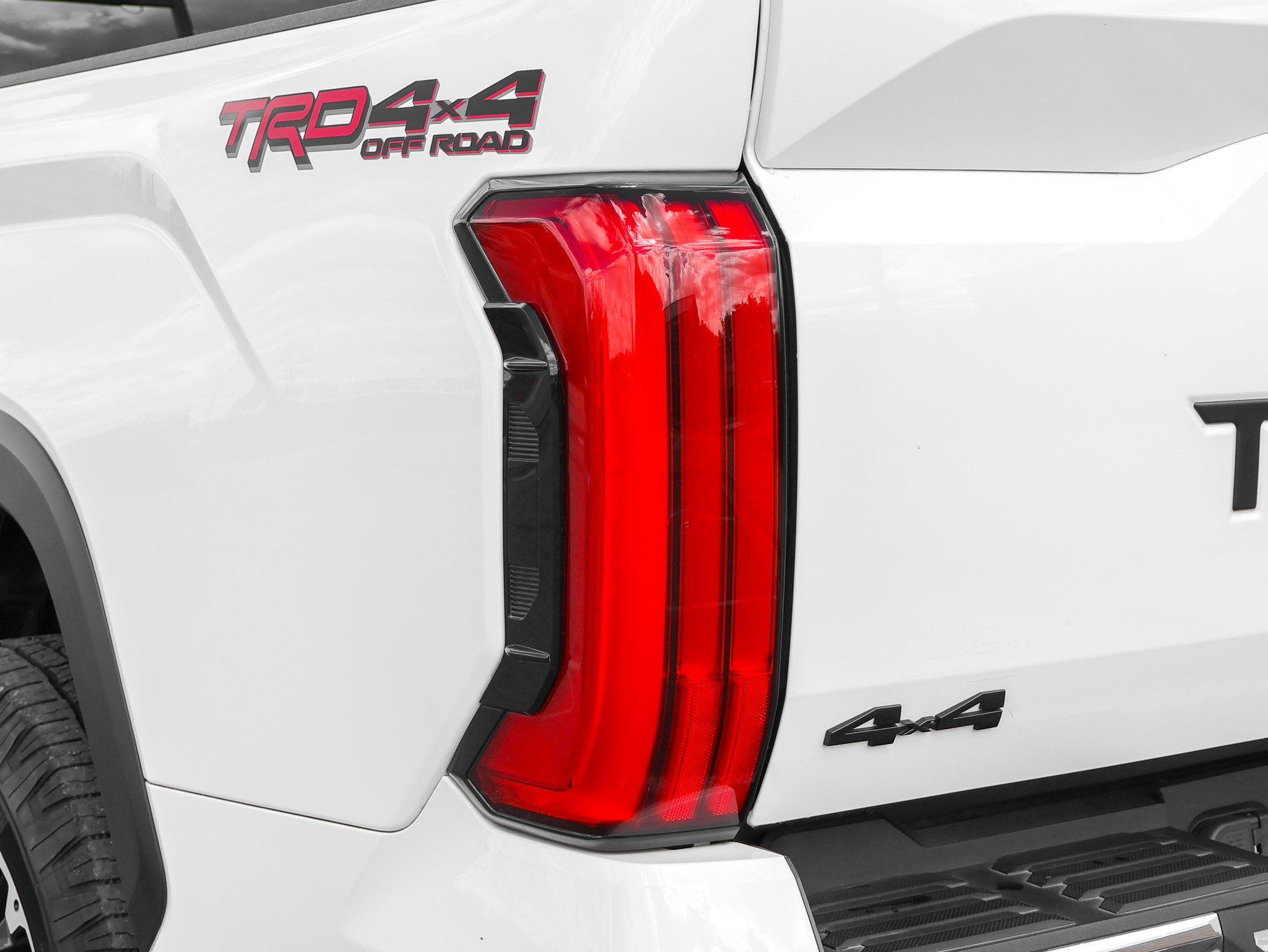 Used 2025 Toyota Tundra SR5 w/ TRD Off-Road Premium Package AWD/4WD image 18