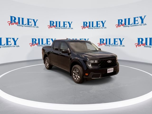 Certified 2025 Ford Maverick XLT w/ XLT Luxury Package AWD/4WD image 2