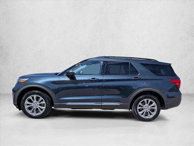 Certified 2022 Ford Explorer XLT w/ Equipment Group 202A AWD/4WD image 9