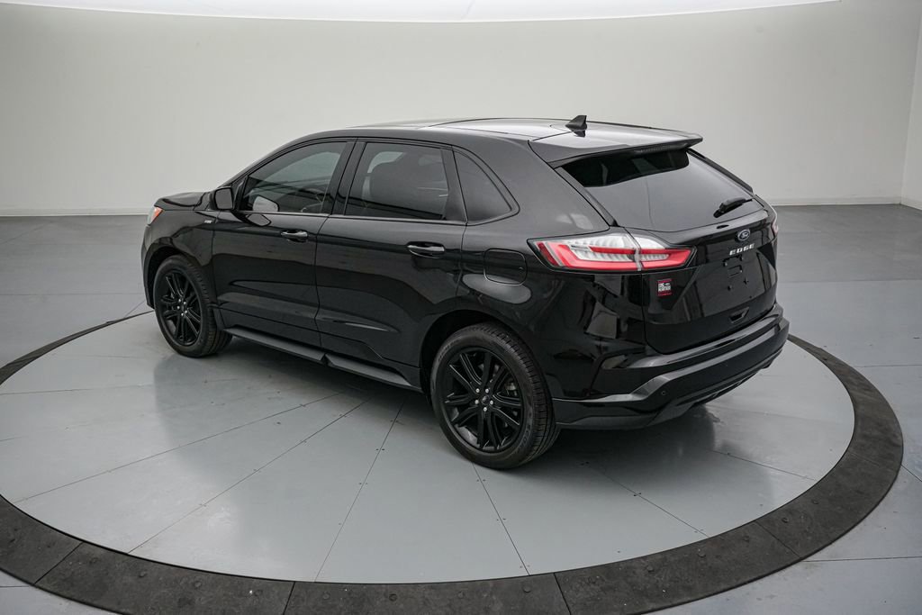 Certified 2022 Ford Edge ST-Line w/ Cargo Accessory Package image 3