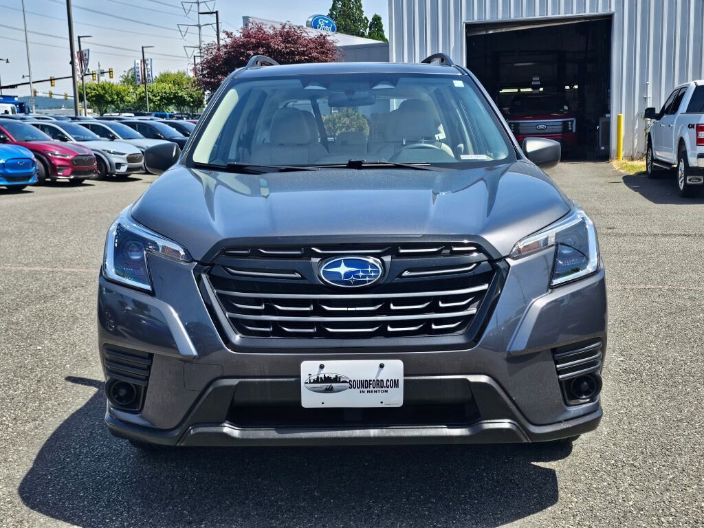 Used 2024 Subaru Forester AWD/4WD image 9
