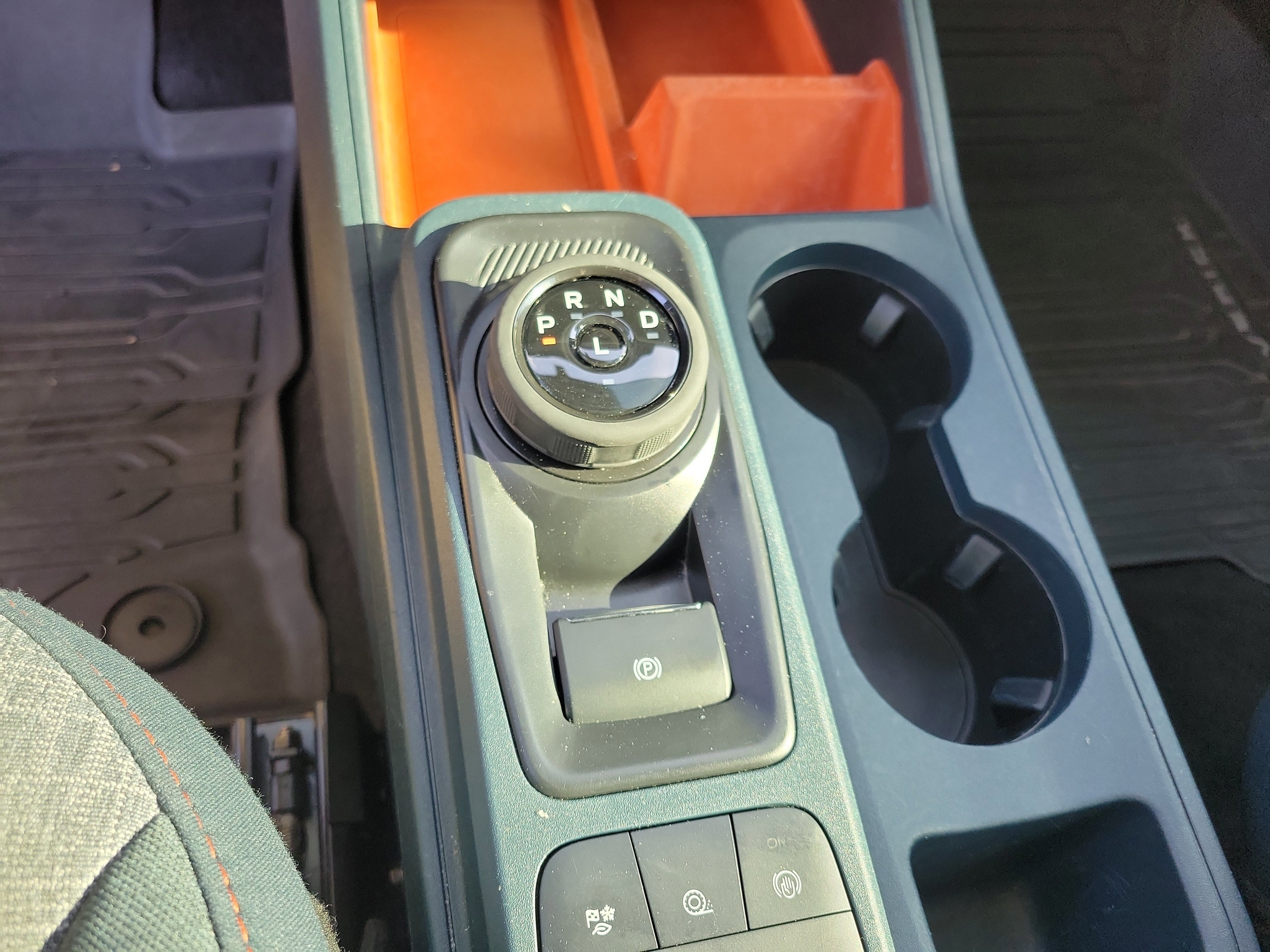 Certified 2024 Ford Maverick XLT w/ XLT Luxury Package image 17