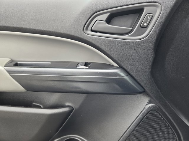 Used 2018 Chevrolet Colorado W/T image 21