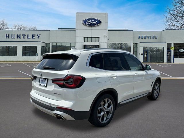 Used 2024 BMW X3 xDrive30i AWD/4WD image 4