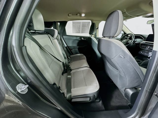 Certified 2020 Ford Escape SE image 32