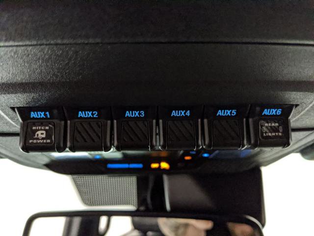 Certified 2023 Ford Bronco Wildtrak AWD/4WD image 8