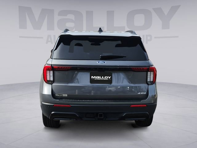 Certified 2025 Ford Explorer ST-Line image 4