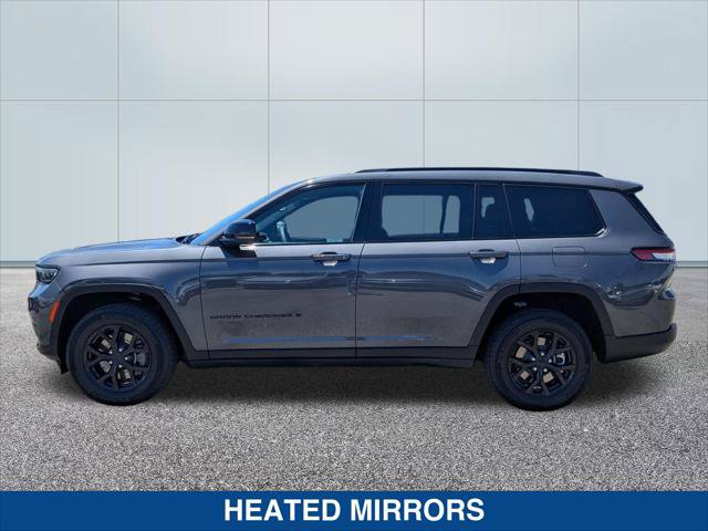 Used 2024 Jeep Grand Cherokee L Laredo AWD/4WD image 2