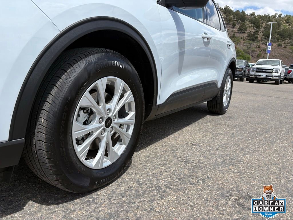 Certified 2025 Ford Escape Active AWD/4WD image 14