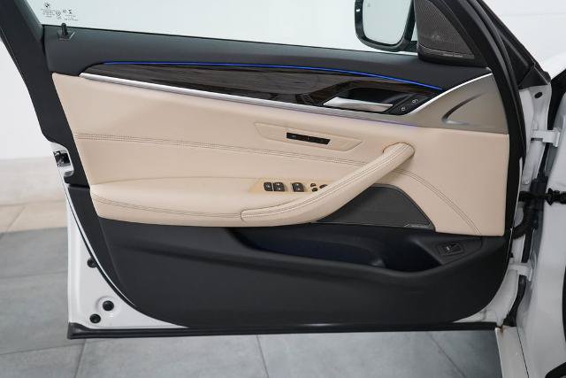 Used 2023 BMW 530i xDrive w/ Premium Package AWD/4WD image 23