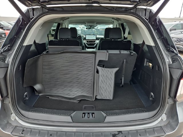Certified 2026 Ford Explorer Active w/ Active Comfort Package AWD/4WD image 28