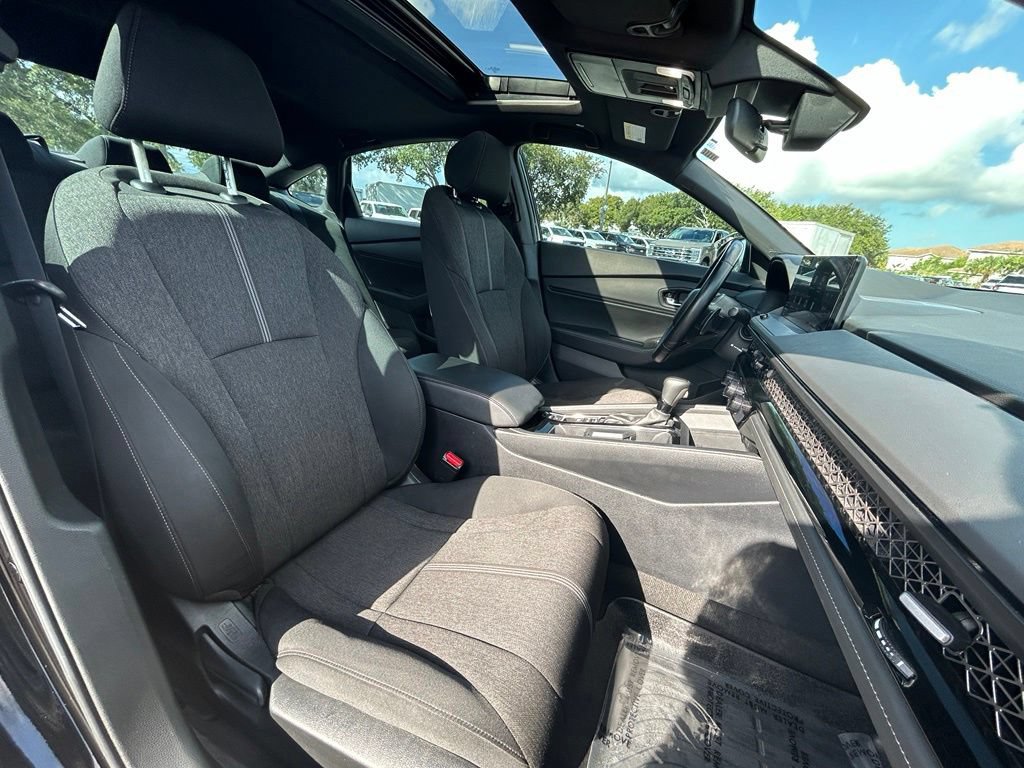 Used 2024 Honda Accord Sport image 28