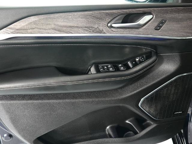 Used 2023 Jeep Grand Cherokee L Overland AWD/4WD image 12