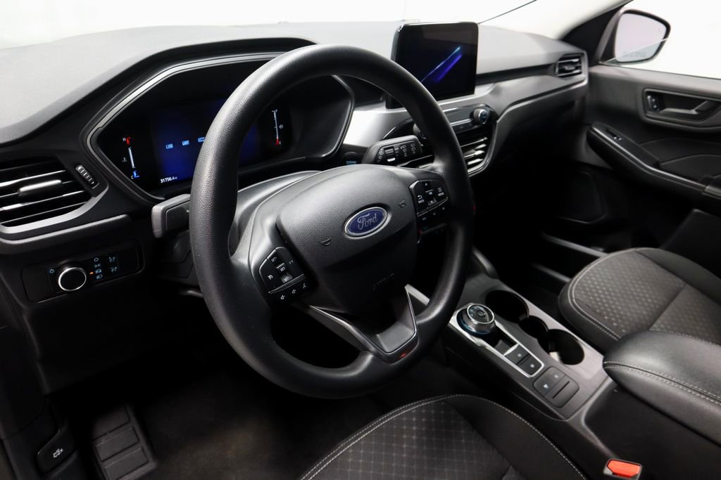 Certified 2025 Ford Escape Active AWD/4WD image 24