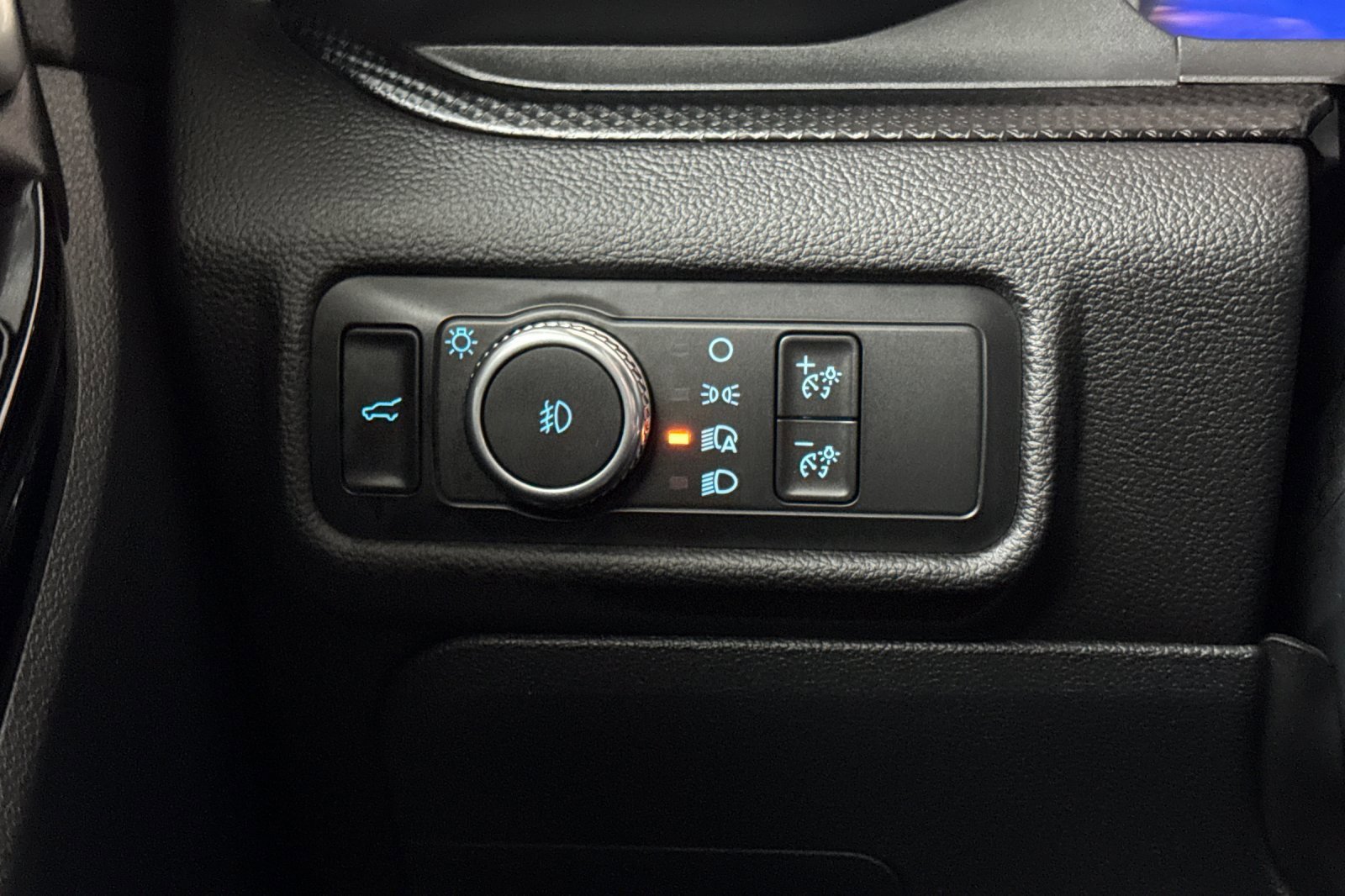 Certified 2022 Ford Explorer ST w/ Equipment Group 401A image 44