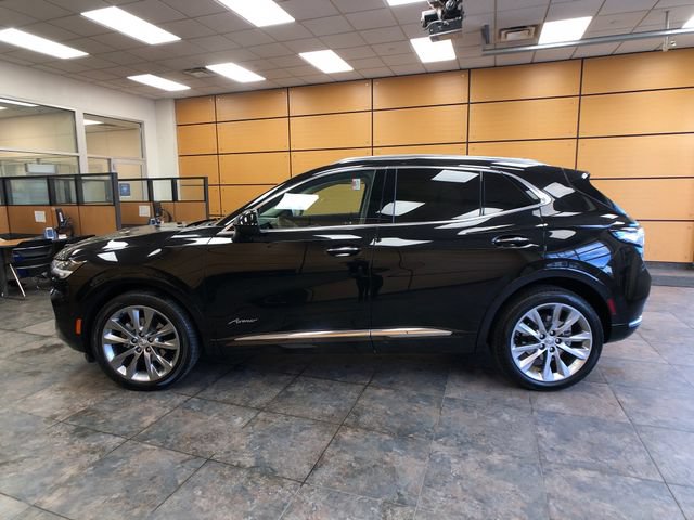 Used 2022 Buick Envision Avenir w/ Technology Package II AWD/4WD image 4