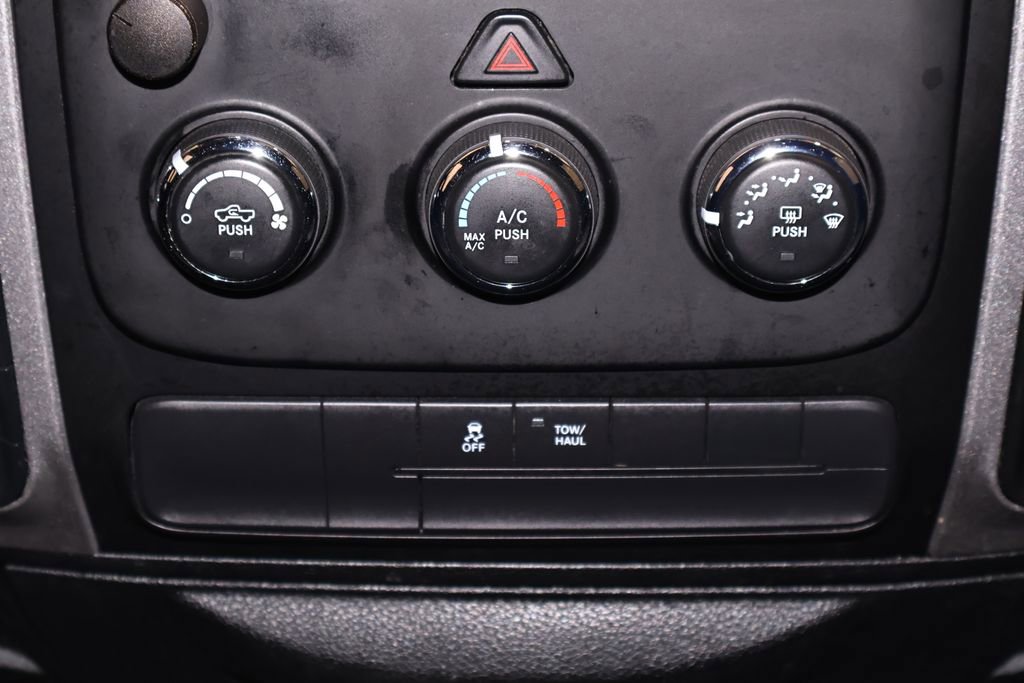 Used 2017 RAM 1500 Express w/ Black Ram 1500 Express Group AWD/4WD image 27