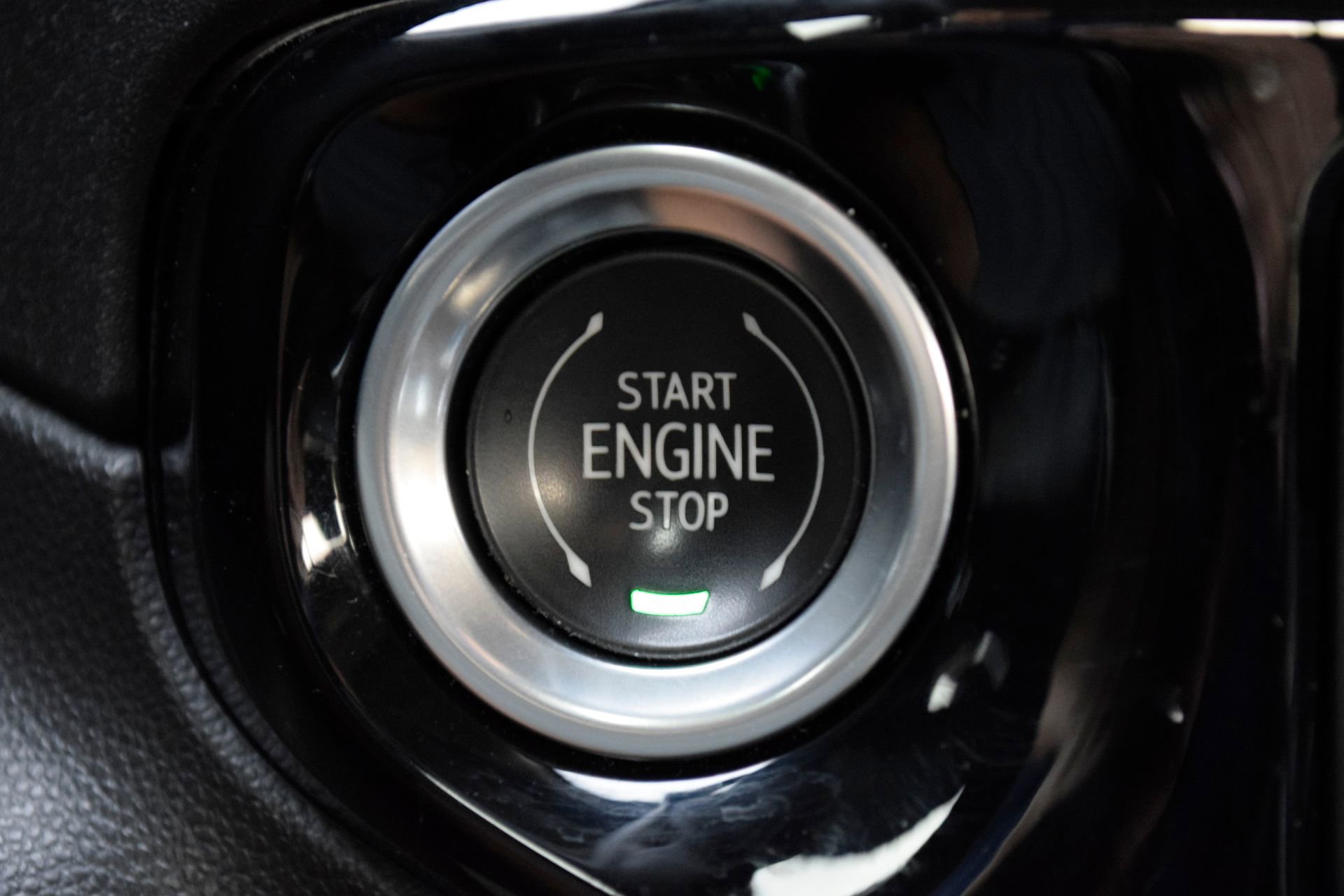 Used 2023 GMC Sierra 1500 SLT image 15