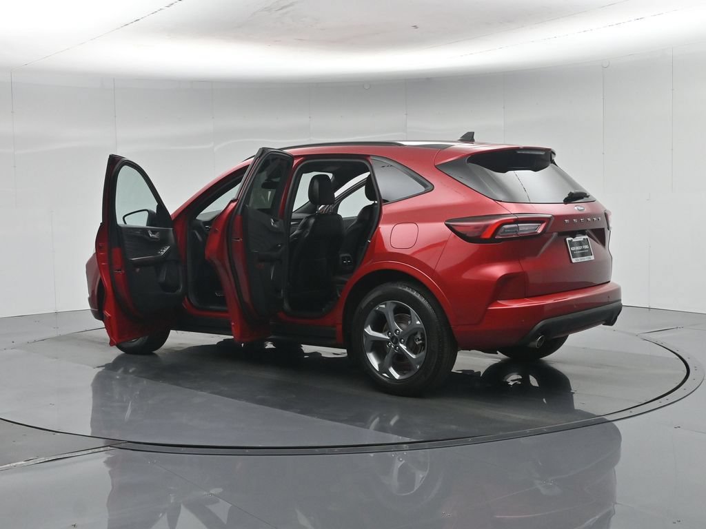 Certified 2023 Ford Escape ST-Line w/ Tech Pack #1 FWD image 35