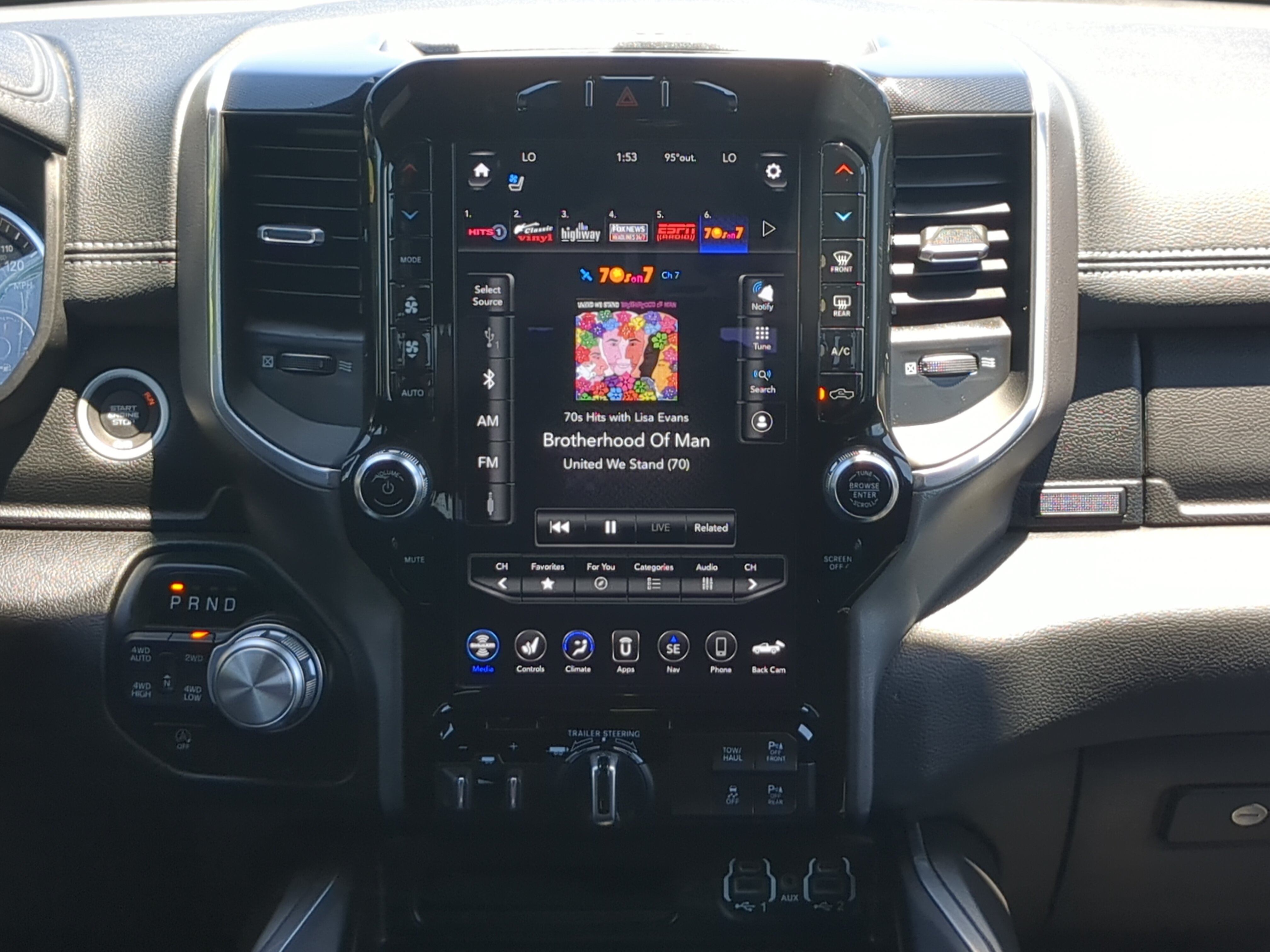 Used 2021 RAM 1500 Laramie AWD/4WD image 16