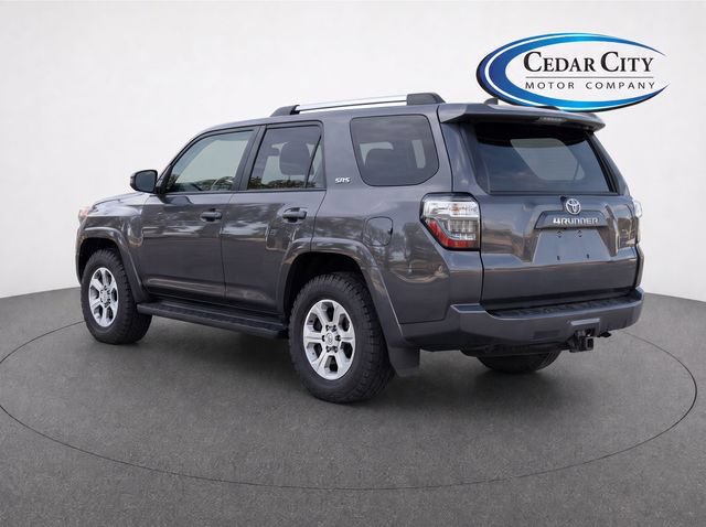 Used 2021 Toyota 4Runner SR5 AWD/4WD image 3