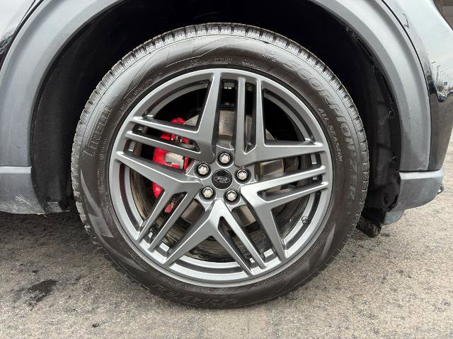 Certified 2025 Ford Explorer ST image 10